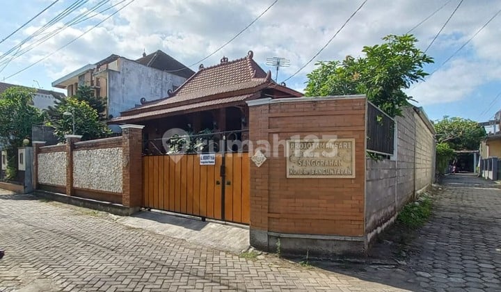 Rumah SHM Posisi Hook di Banguntapan Yogya Dekat Jec, Rsau