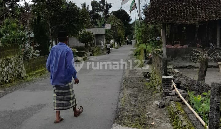 Dijualtanah SHMP diPakem (bonus rumah,kandang kambing) ada sungai