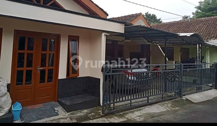 Annual Rented House with 4 Rooms in Sleman Near RSUD etc.