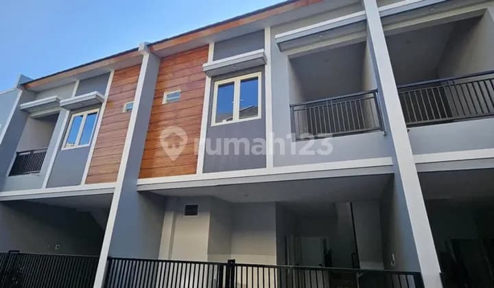 Jual.rumah Baru Kertomenanggal Waru Siwalankerto Pagesangan