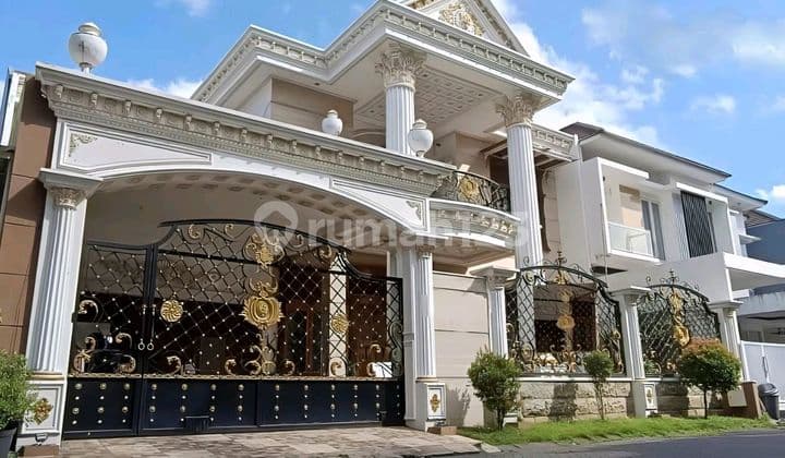 Rumah Classic Mewah Lokasi Premium