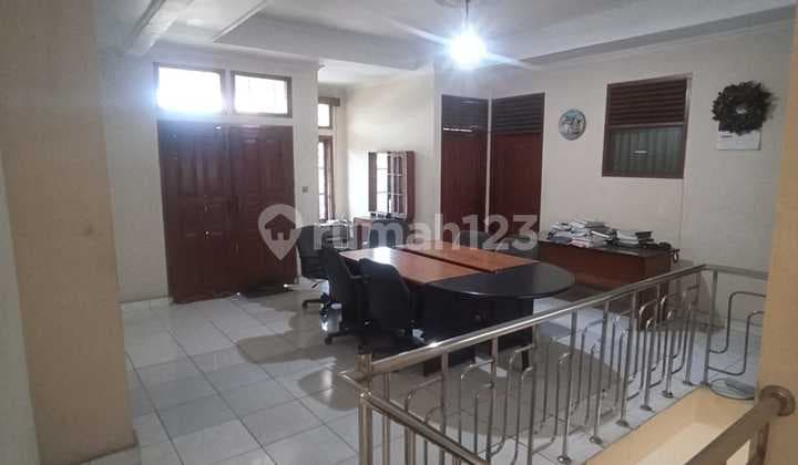 Rumah 2 Lantai Cocok Untuk Hunian Dan Kantor Di Sarijadi