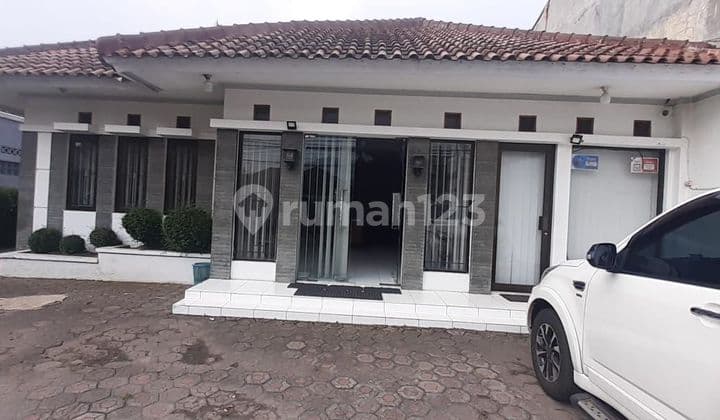 Ruang Usaha Cakep Cocok Untuk Apotek Dan Klinik Praktek Di Ciparay