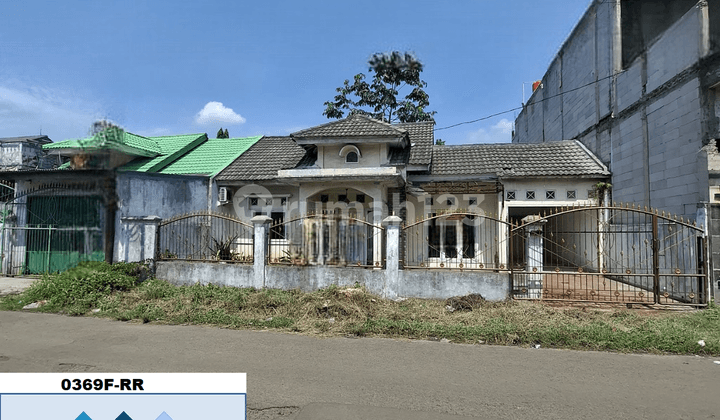 Dijual Rumah Lokasi Villa Nusa Indah, Bisa Nego