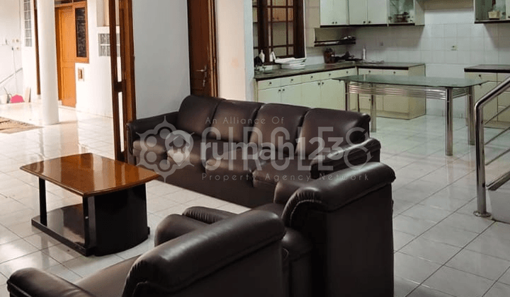 Rumah 2 Lantai Nyaman Super Luas di Sukajadi Bandung