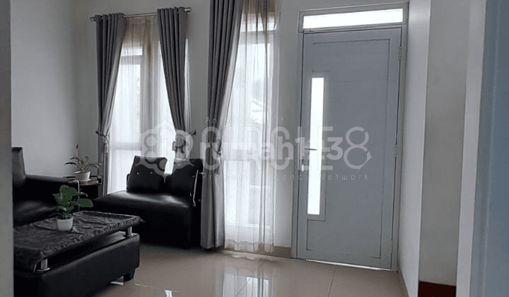 Dijual Rumah 2 Lantai Nyaman di Cilame Padalarang