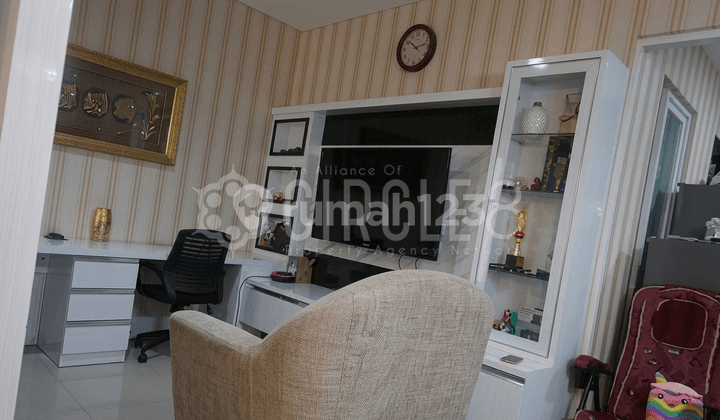 Cozy and Beautiful House for Sale in North Cimahi