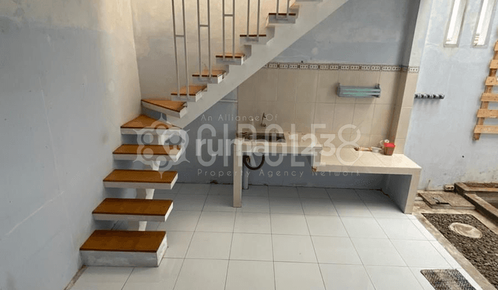Cozy Ready-to-Occupy House for Sale in Cipageran Cimahi, Just Negotiate First