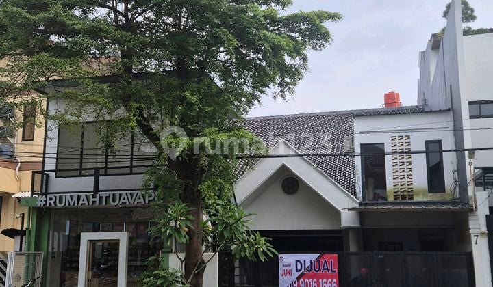 Rumah Dua Lantai Cocok Utk Usaha Lokasi Strategis