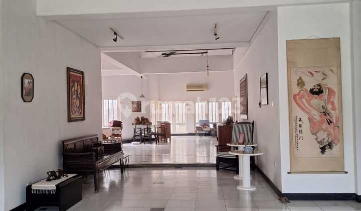 Dijual rumah siap huni terawat di daerah Juanda