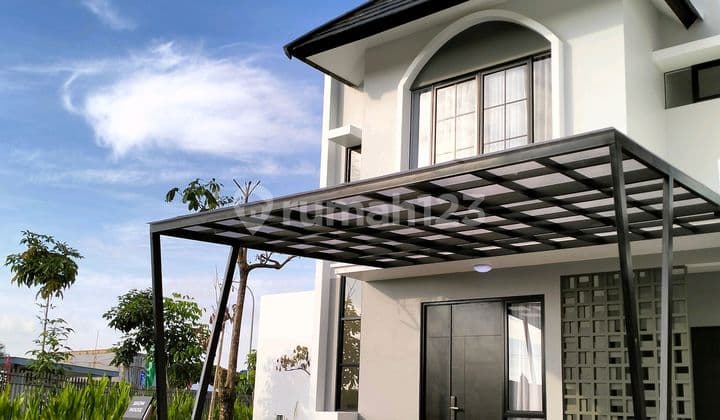 Rumah 2 Lantai dengan Luasan Tanah dan Jumlah Kamar Maksimal