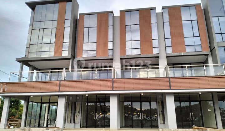 Ruko 3 Lantai Siap Huni, Terbaik Kota Mandiri Tallasa City