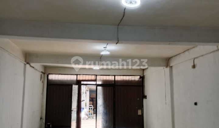 4M - For Rent: 4-Story Shop House in Jelambar Area
