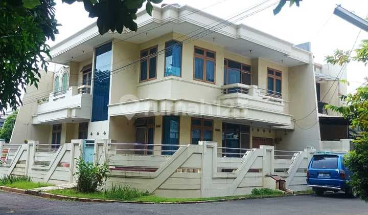 Rumah kosambi baru luas 241 m2 shm jakarta barat