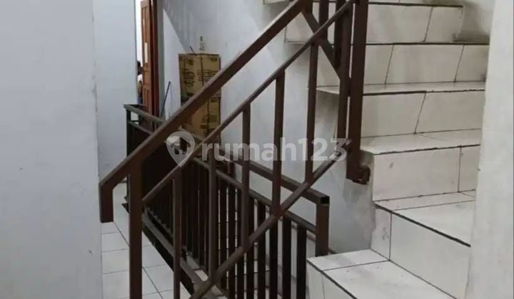 2Nls - 3-Story Shop House for Rent in Poris Indah