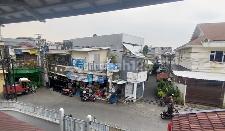 Jual Rumah Tua Hitung Tanah Daerah Strategis Dekat Kmana Mana