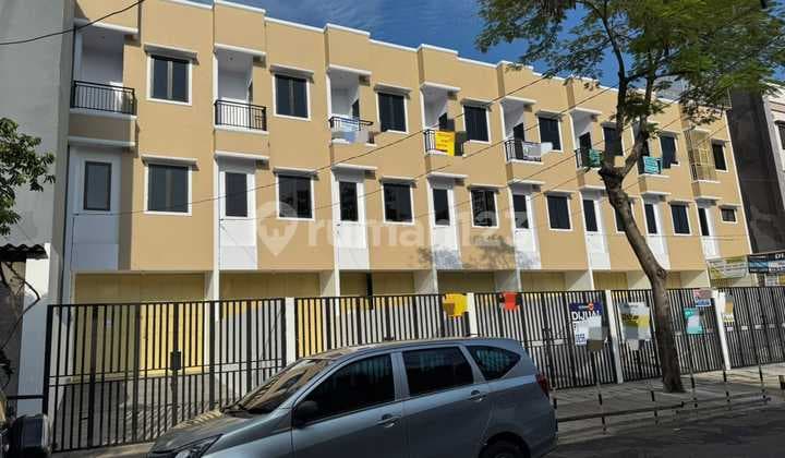 Ruko di Jelambar 126.0 M² Unfurnished SHM Lokasi Strategis