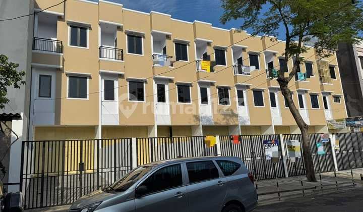 Ruko di Jelambar 126.0 M² Unfurnished SHM Lokasi Strategis