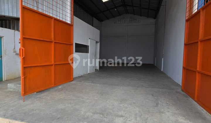 Disewakan Gudang di Kamal Lama