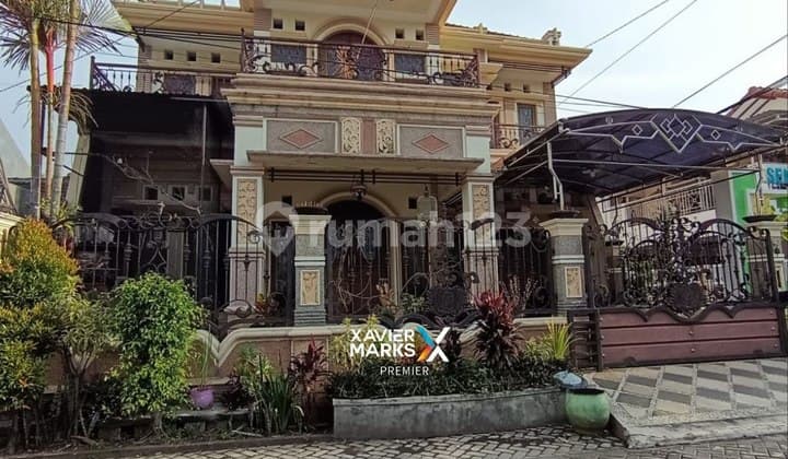 Tumah Klasik 2 Lantai Area Danau-danau Sawojajar Kota Malang