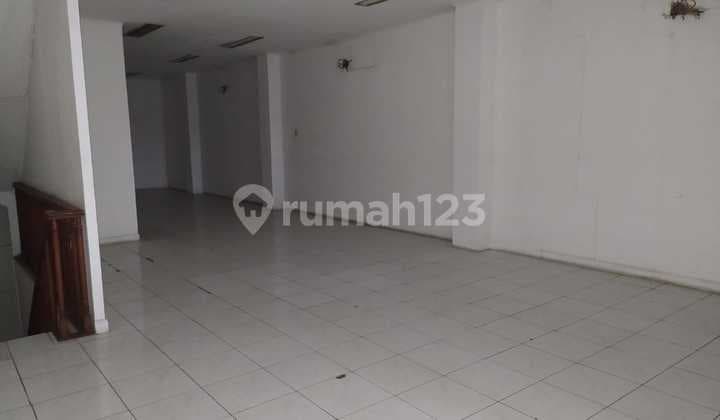 Ruko Gandeng 3 Dijual disewa Di Kapten Tendean