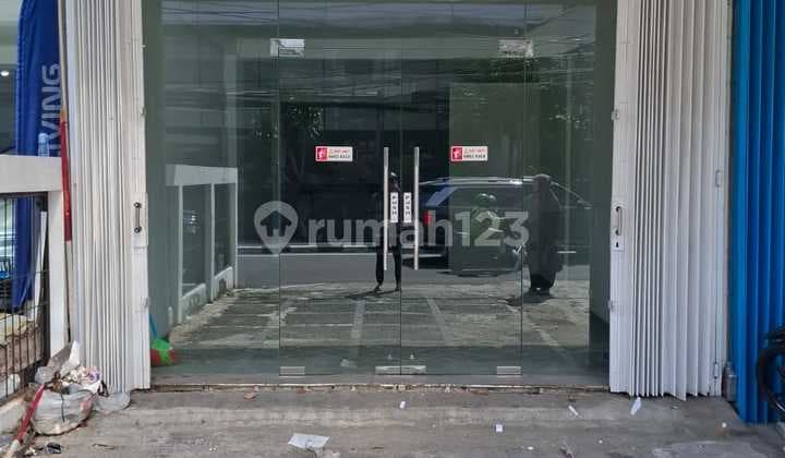 Disewa Ruko Strategis di Radio Dalam, Jaksel