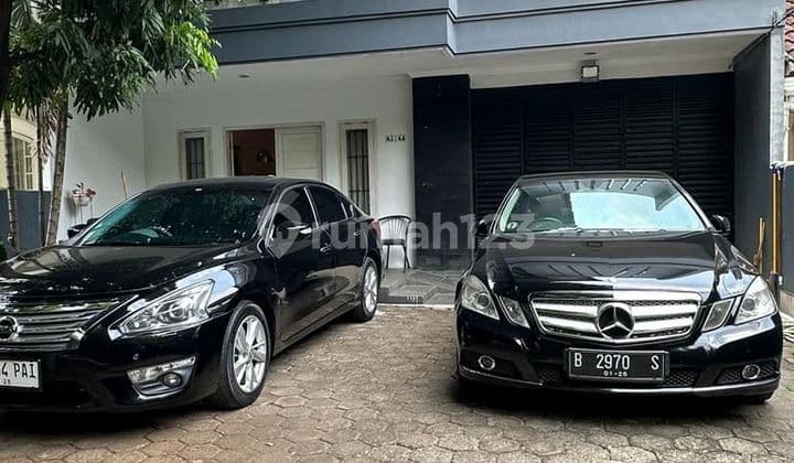 Rumah Luas Dan Bagus Di Lebak Bulus, JakSel