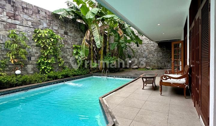 For Rent: Spacious and Beautiful House in Permata Hijau