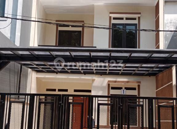 FOR SALE OR LEASE CONTRACT NEW 3-STORY MINIMALIST HOUSE IN TURANGGA BUAH BATU WITH UPPER BALCONY