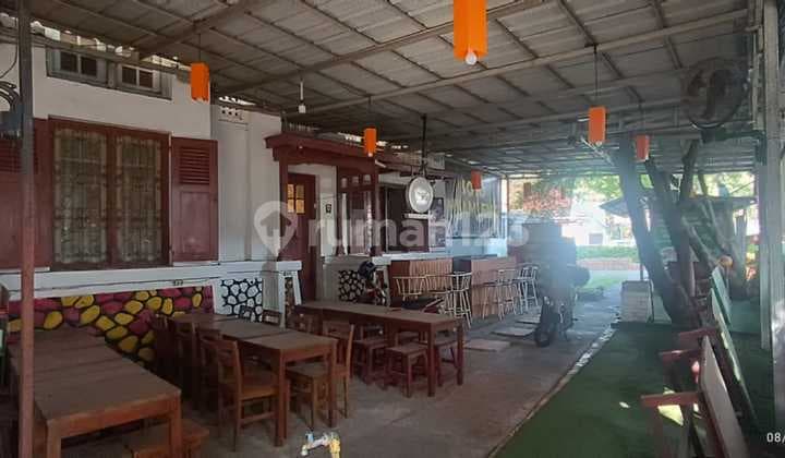 Dijual Rumah Tempo Dulu Di Tengah Kota Bandung Cocok Untuk Usaha Kuliner Kantor Sport Salon Dll Shm Akses Parkir Luas