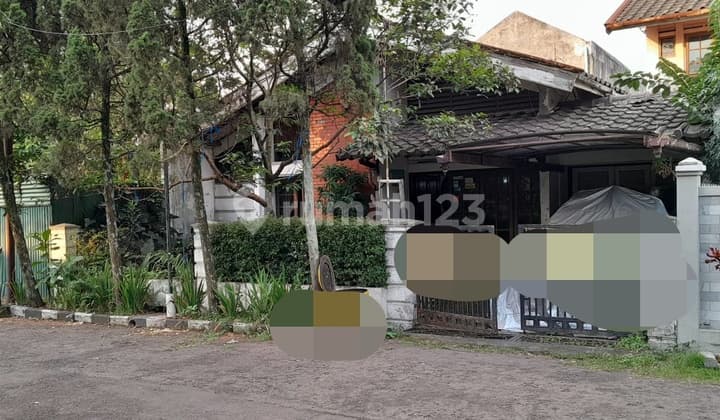 For Sale: House in the Center of Buaah Batu, Bandung City, Strategic Location, with SHM Certificate