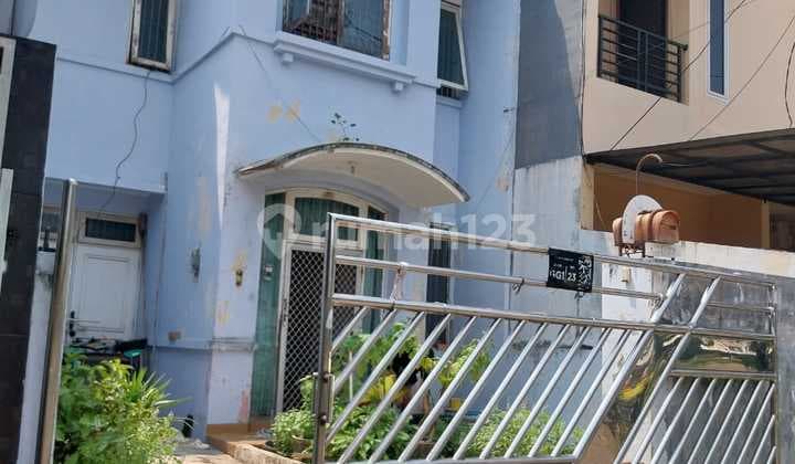 Rumah Hadap Timur @cluster Taman Surya