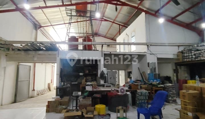 Jual Tempat Usaha Plus Gudang Kawasan Padat /ramai Lalu Lintas