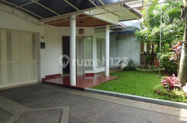 Townhouse Pejaten Barat LT, 400 /Lb.300 M Unfurnis. 190 Jt / Thn ( Sn)
