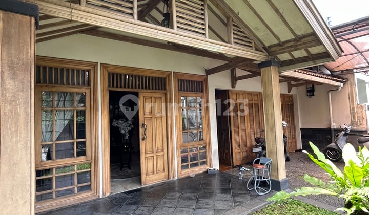 Rumah 1,5 Lantai, Siap Huni, Dalam Cluster di Pejaten (An)