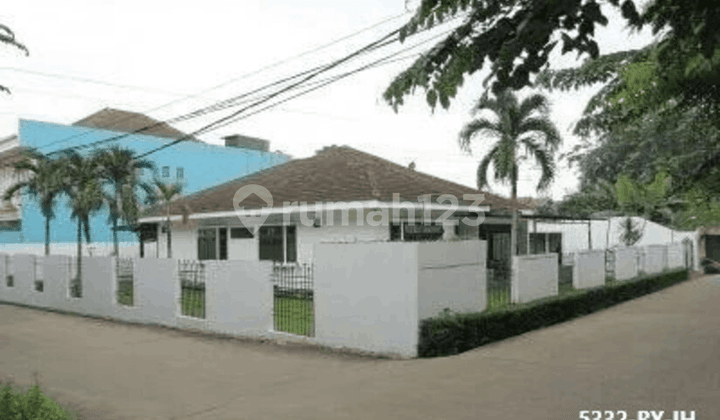 For Sale Spacious House Attractive Price in Deplu Pondok Aren