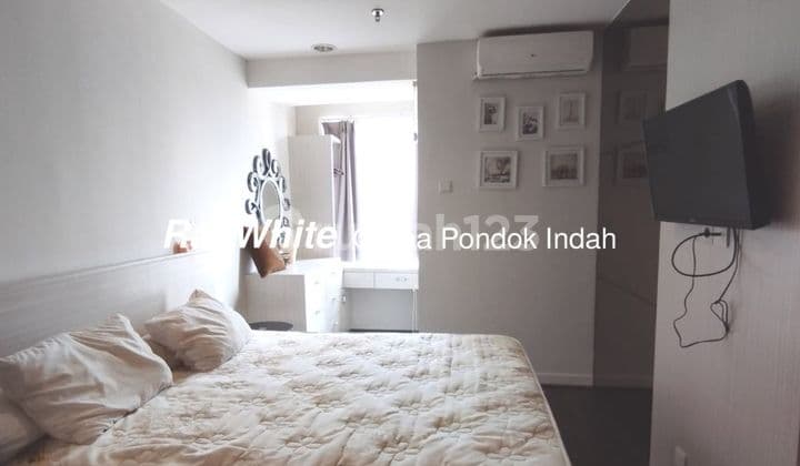 Cinere Bellevue Suites Apartment Cinere, Studio Type, Furnished