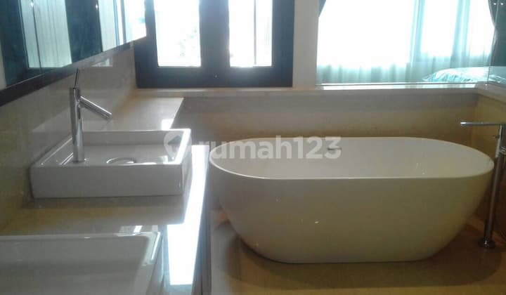 Rumah di BDN cipete , minimalis modern