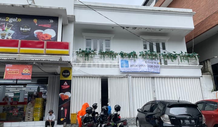 Mini Building Lokasi Sangat Strategis Cocok untuk Kantor & Usaha