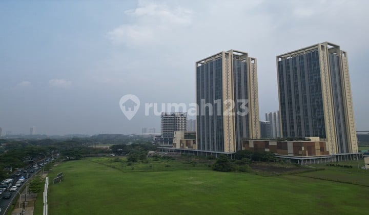 Commercial Land Beside Apartment Rare Strategic