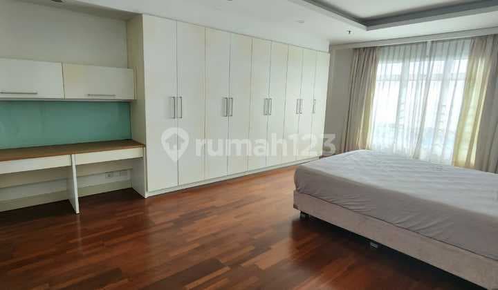 Apartemen Pantai Mutiara Tower Damar Sea View Full Marmer