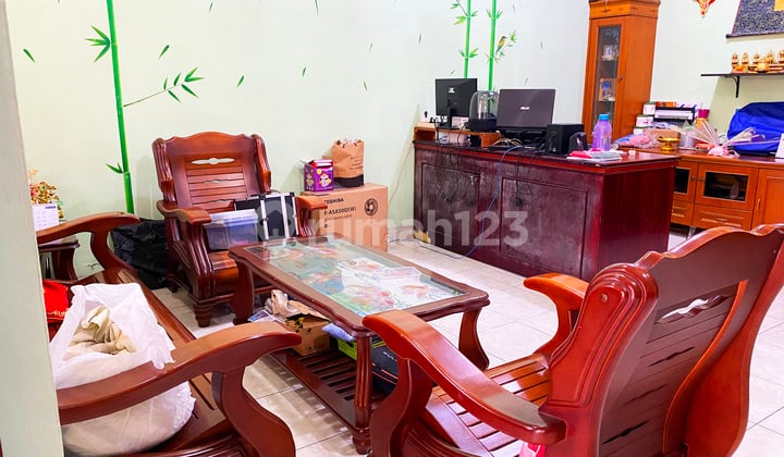 RUMAH NYAMAN DALAM KOMPLEK CEMARA HIJAU DAERAH KRAKATAU