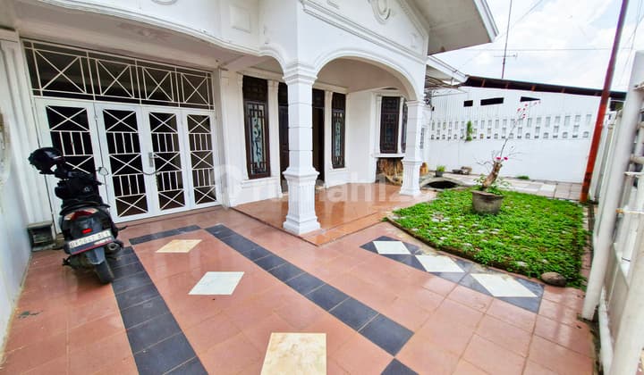 FOR SALE CHEAP HOUSE IN A COMPLEX ON BEO SUNGGAL STREET