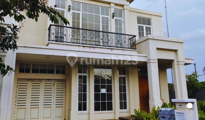 Dijual Rumah Sudut 2LT Jade Residence Summarecon Strategis