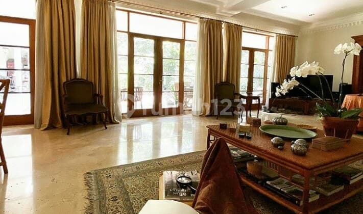 Rumah Bagus di Permata Hijau