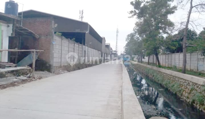 Gudang di Jl. Kh. Ahmad Dahlan, Petir, Cipondoh