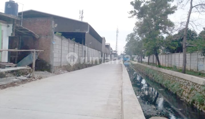 Gudang di Jl. Kh. Ahmad Dahlan, Petir, Cipondoh