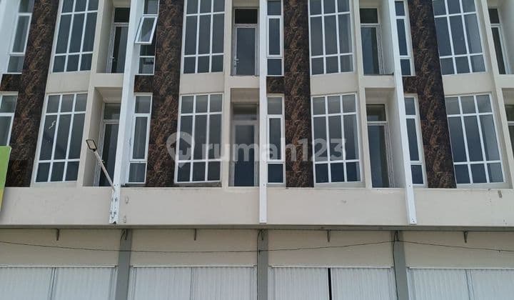 Dijual Ruko Jejer Baru 3 Lantai Madukoro Square