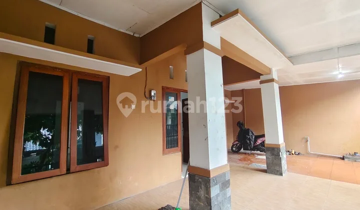 2-Story Cluster House in Gentan, Surakarta