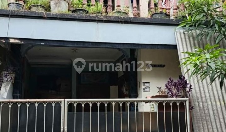 For Sale: Reni Jaya Pamulang House, South Tangerang